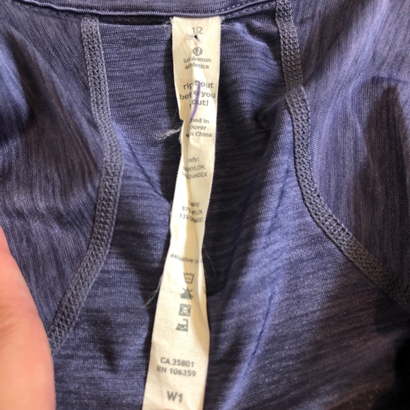 Lululemon fitted jacket sz12 - Picture 7 of 7